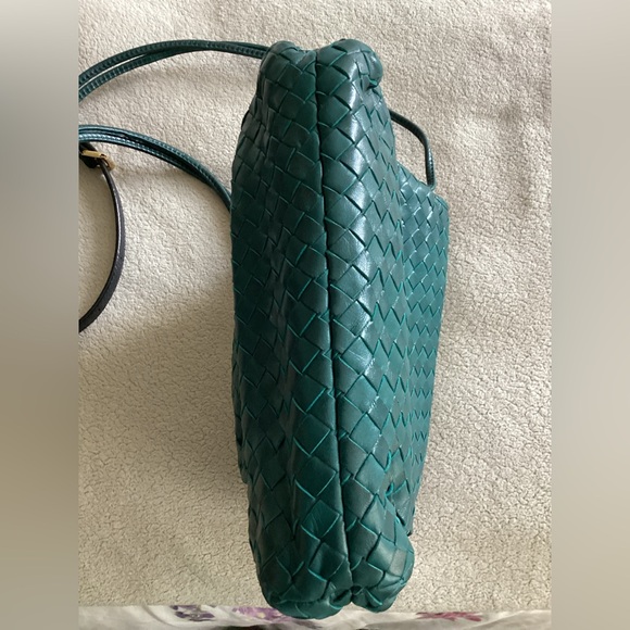 Vintage Bottega Veneta Elegant Green Woven Shoulder Bag - Picture 11 of 15